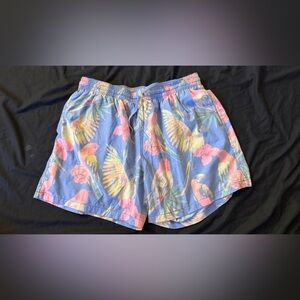Chubbies Blue Parrot Print Women's Athletic Shorts